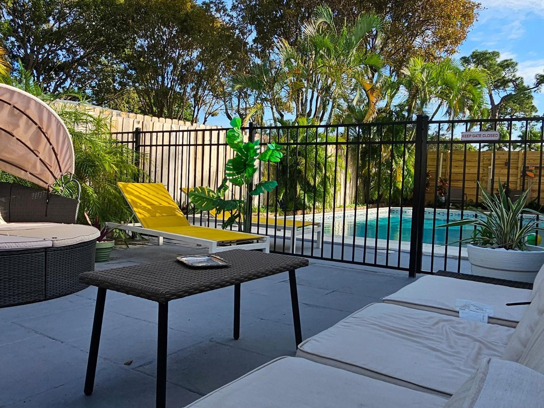פורט לודרדייל Equipped House W Pool & Patios, Near The Beaches, Prime Location- Ideal For Small Families, Coastal Haven מראה חיצוני תמונה