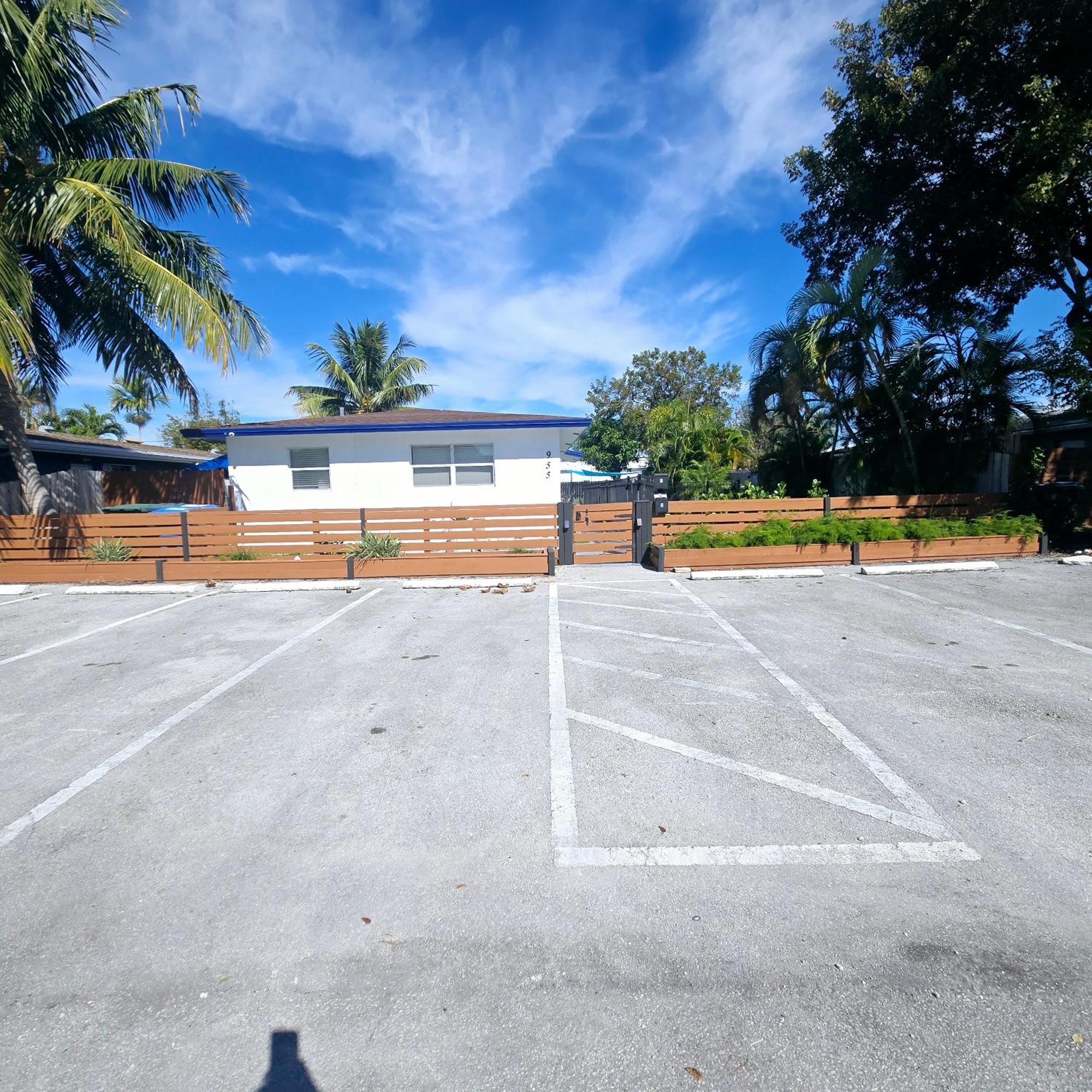 פורט לודרדייל Equipped House W Pool & Patios, Near The Beaches, Prime Location- Ideal For Small Families, Coastal Haven מראה חיצוני תמונה