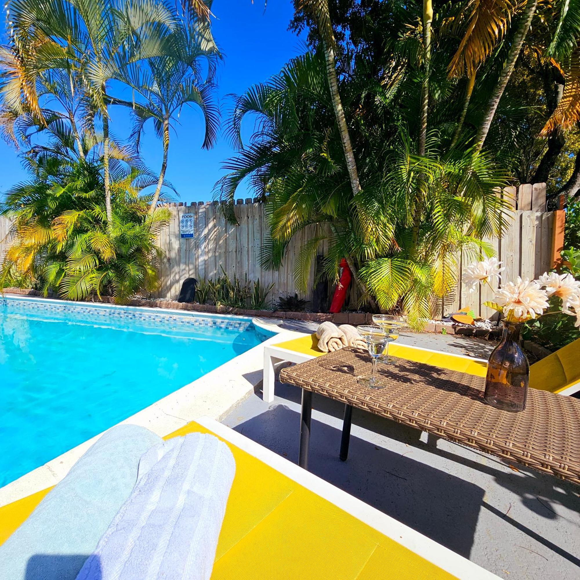 פורט לודרדייל Equipped House W Pool & Patios, Near The Beaches, Prime Location- Ideal For Small Families, Coastal Haven מראה חיצוני תמונה
