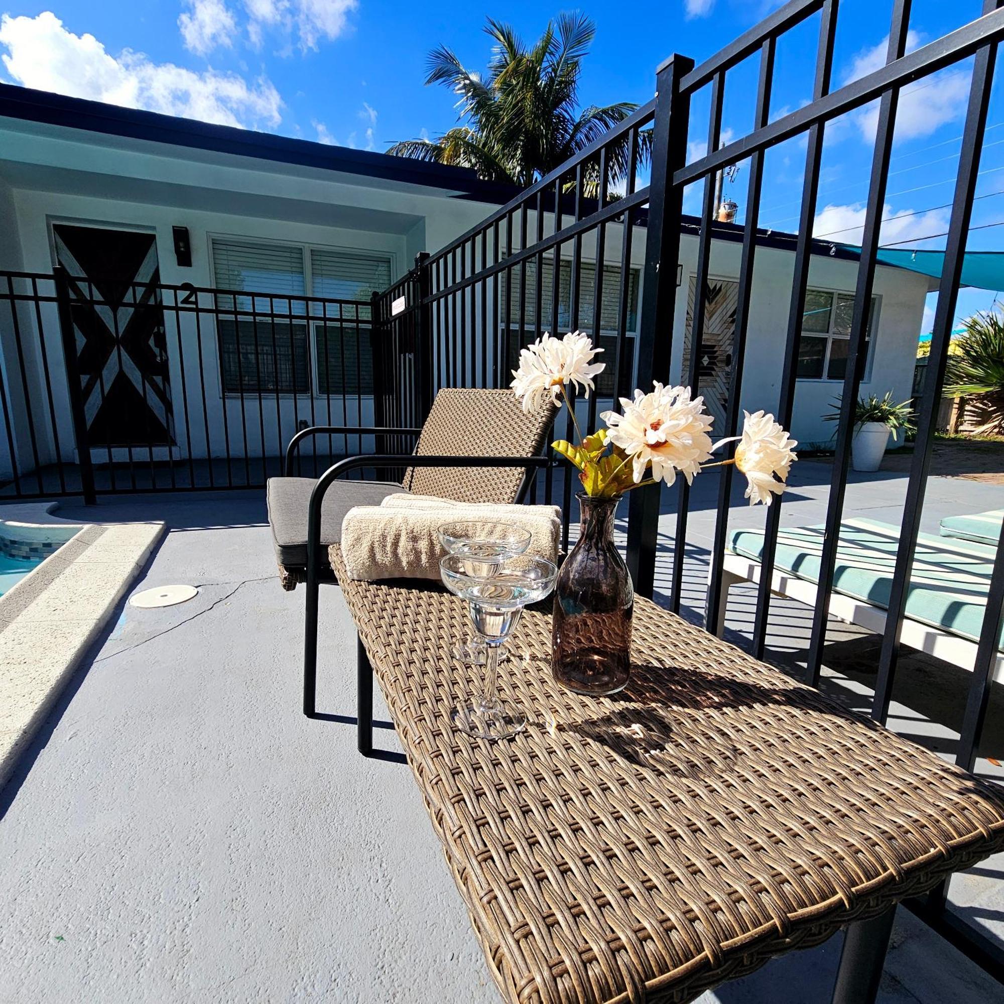 פורט לודרדייל Equipped House W Pool & Patios, Near The Beaches, Prime Location- Ideal For Small Families, Coastal Haven מראה חיצוני תמונה